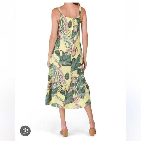 BELLA AMBRA.  .  Yellow Green Sleeveless Halter Sundress - Picture 2 of 6